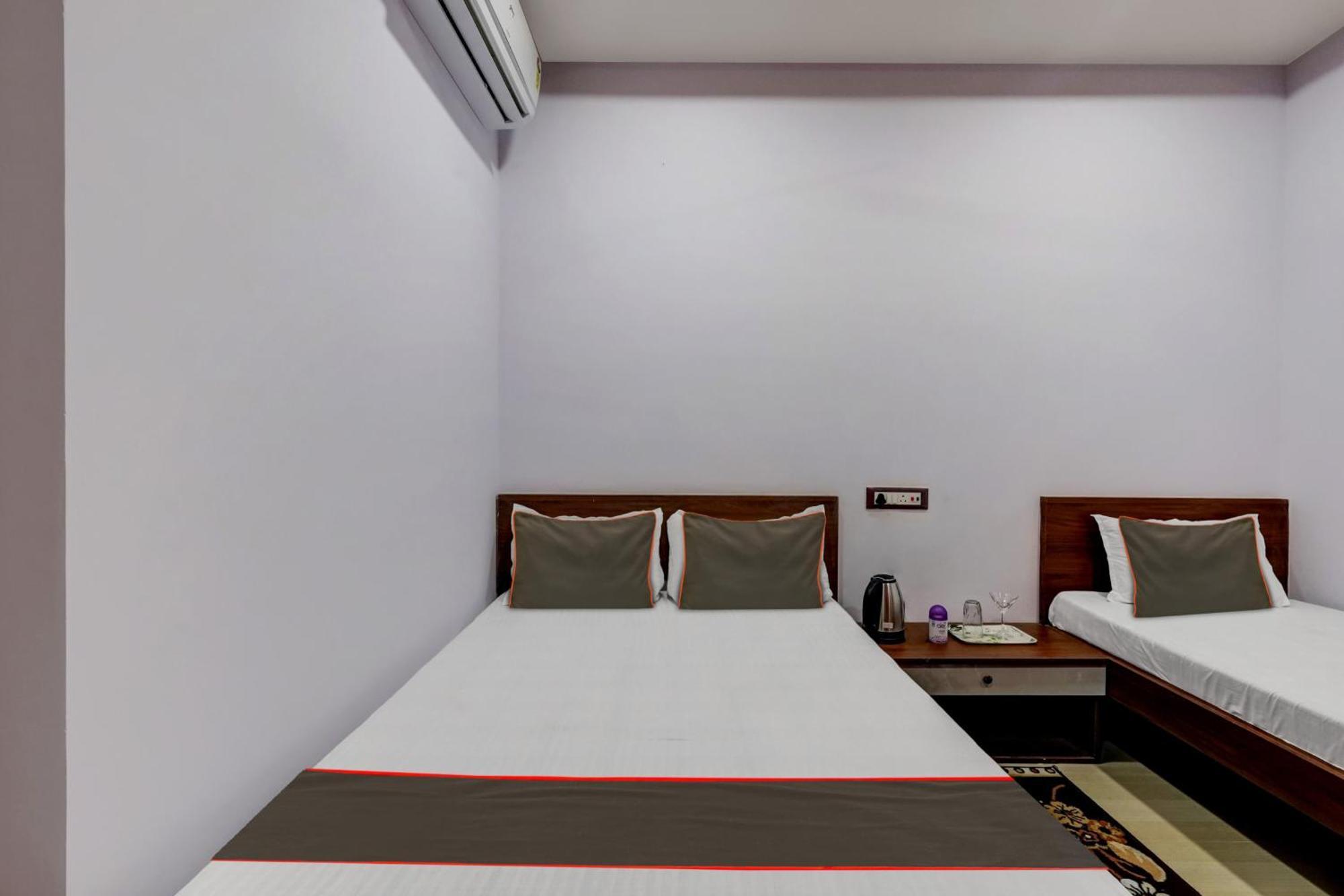 Collection O Ashirbad Lodge Guwahati Zewnętrze zdjęcie